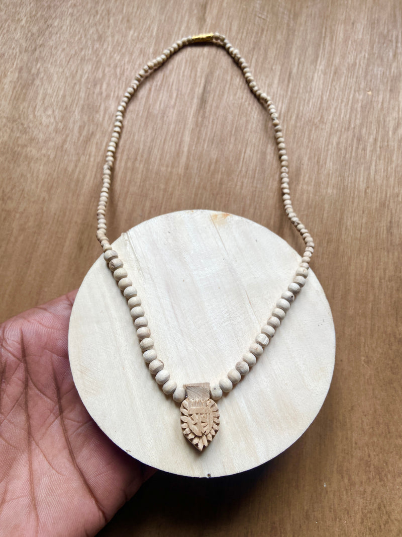 Radha Small Handemade Tulsi 🌿 Locket Round Beads And Barik Beads Kanthi Mala ( 18 inch ) original Tulsi Mala ￼