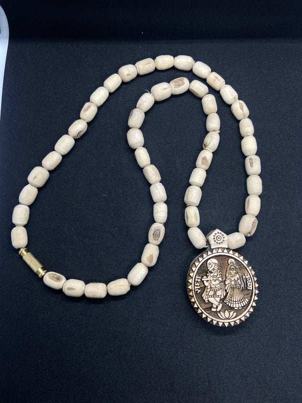 Shree Radha Krishan Tulsi Locket & Origenal Tulsi mala (18 inch )