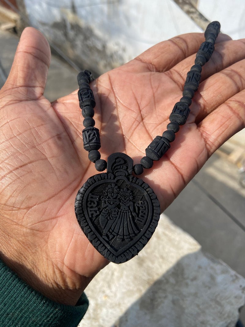 Radhakrishnan Tulsi 🌿 Black  Locket & Radha naam handmade tulsi Black beats (18 inch )