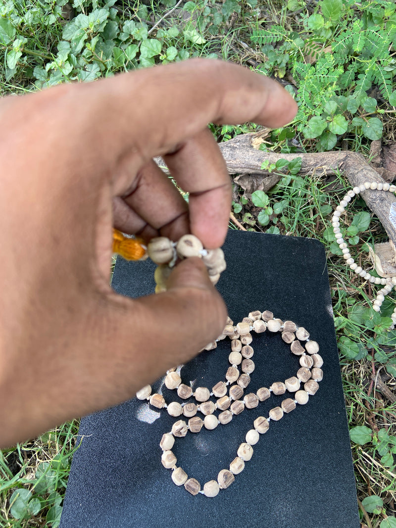 108+1 tulsi jap mala [10mm ]