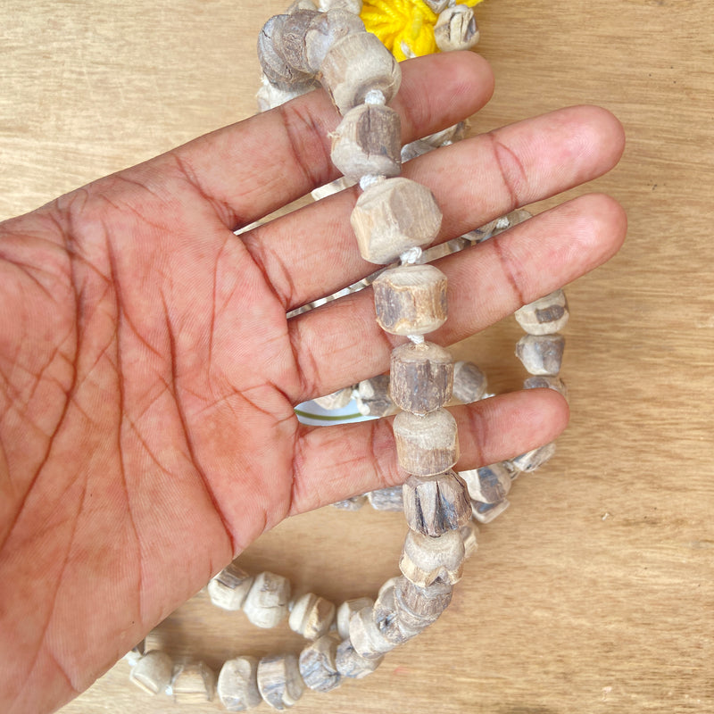 [108+1] 16-18 MM Tulsi Japa Mala