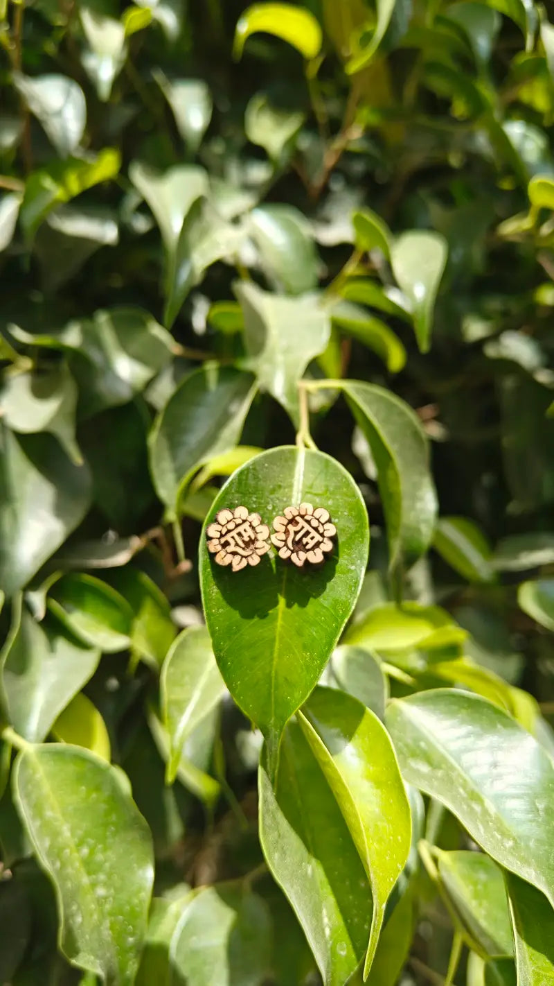 Ram Naam earing Tulsi